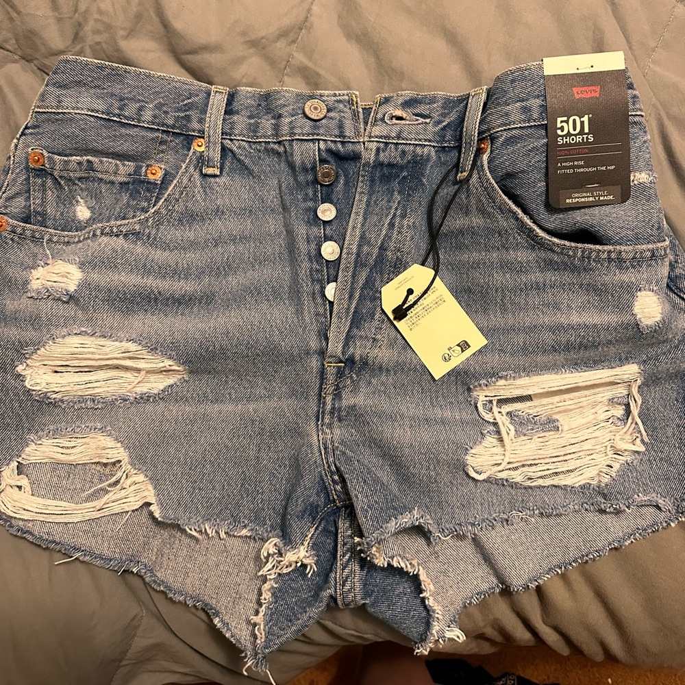 Levi's Women's Denim Shorts - NWT